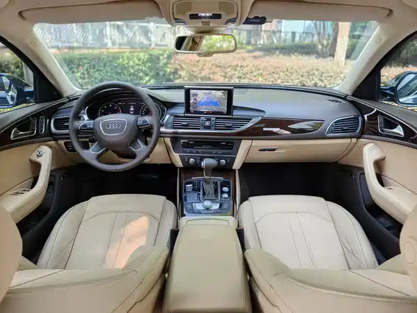 Audi A6L 2012