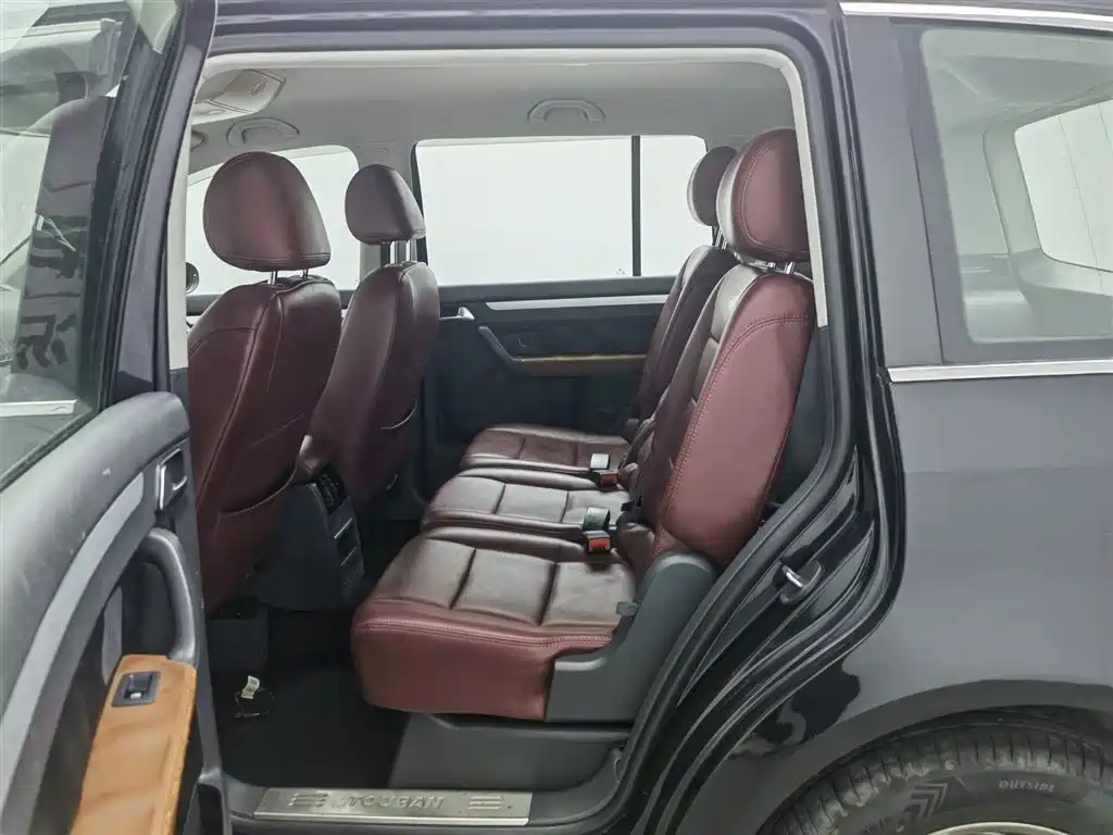 Volkswagen Touran 2015 — фото 15