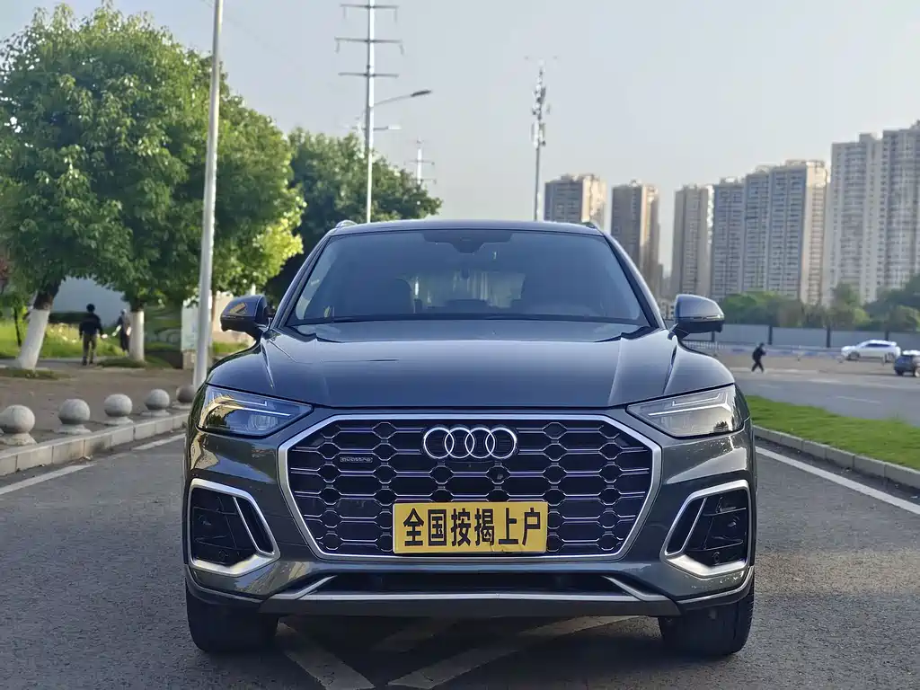 Audi Q5L 2021 — фото 2