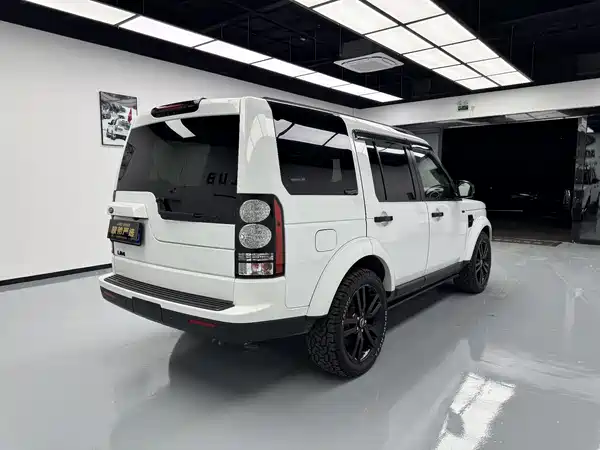 Land Rover Discovery 2014
