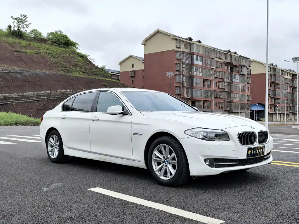 BMW 5 Series 2013 — фото 3