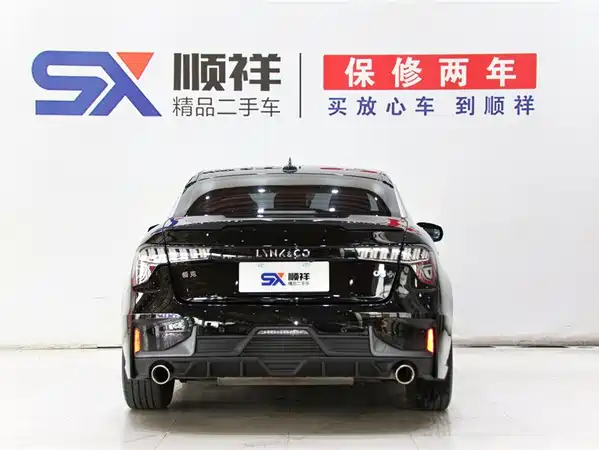 Lynk & Co 03 2022