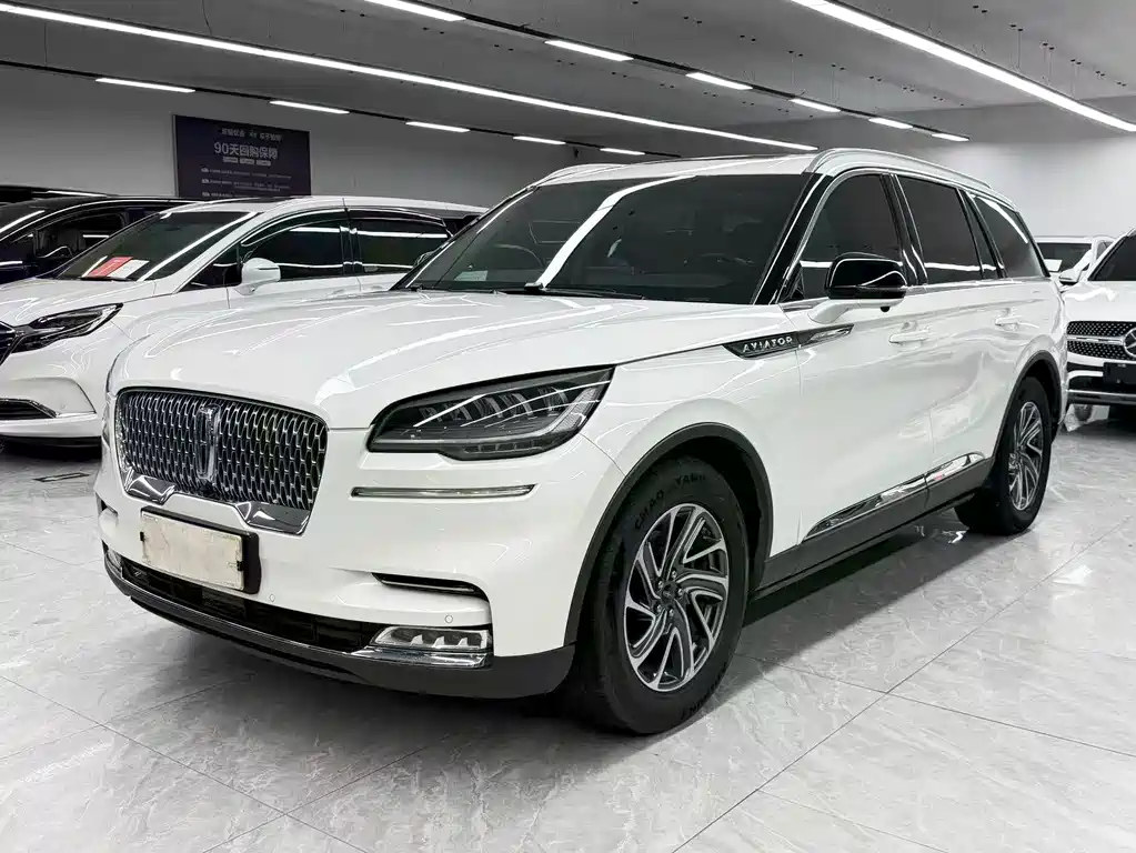 Lincoln Aviator 2019 — фото 1