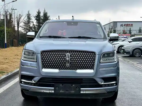 Lincoln Navigator 2020