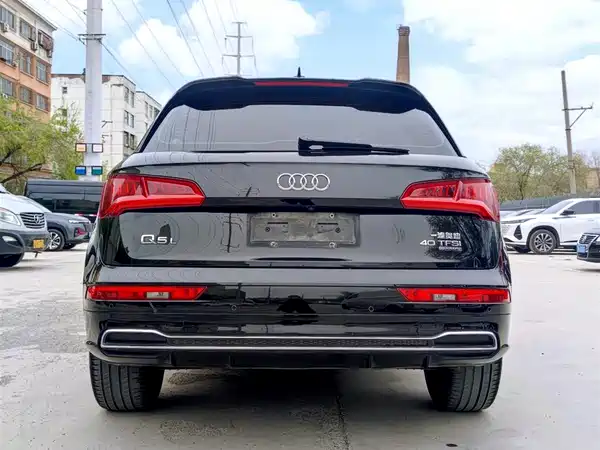 Audi Q5L 2018