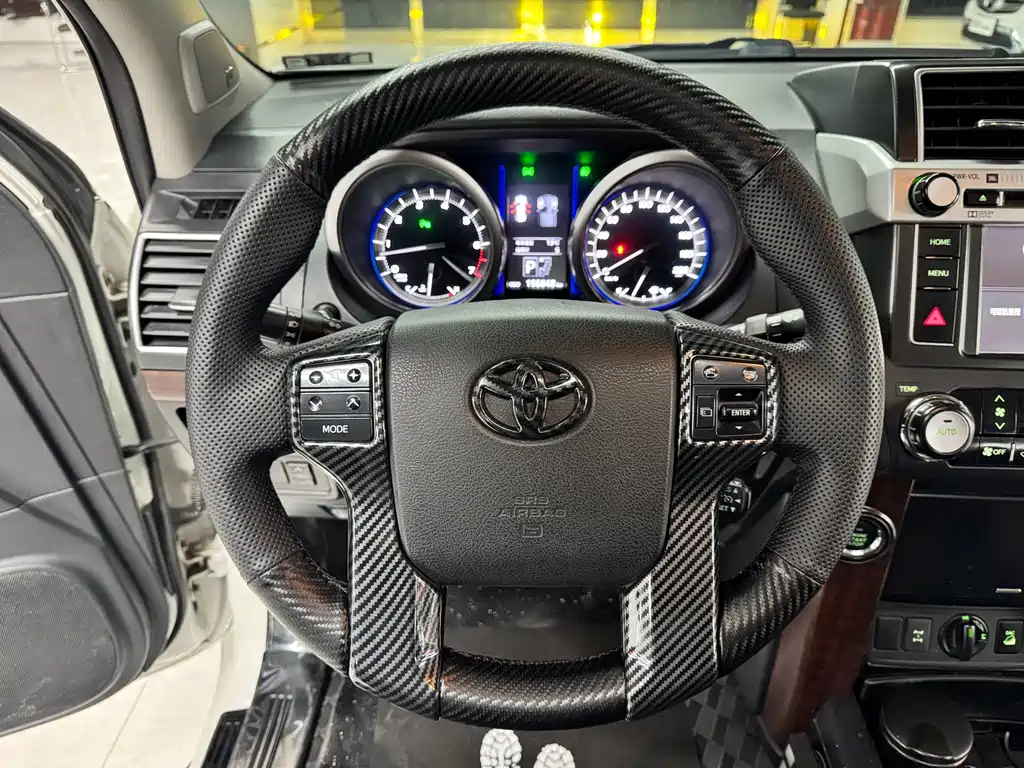 Toyota Prado 2017 — фото 14