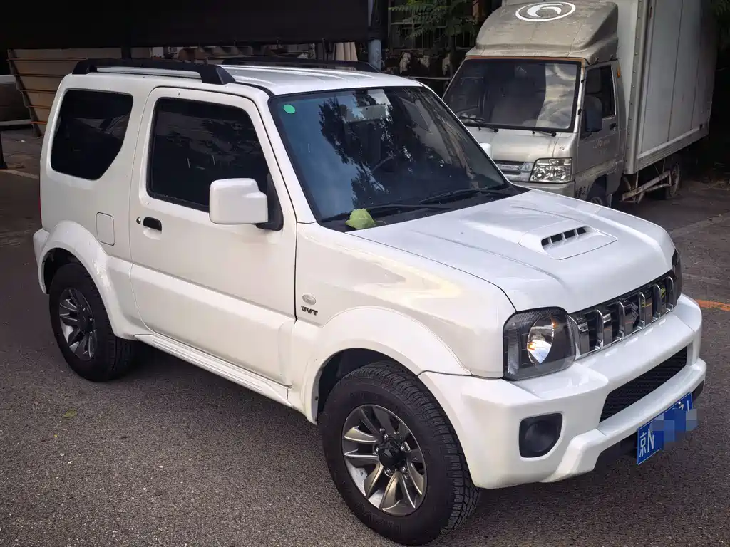 Suzuki Jimny 2018 — фото 3