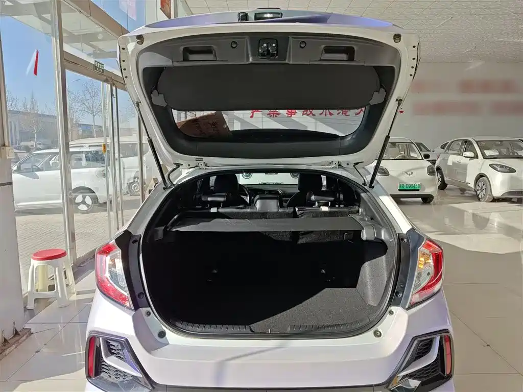 Honda Civic 2022 — фото 19