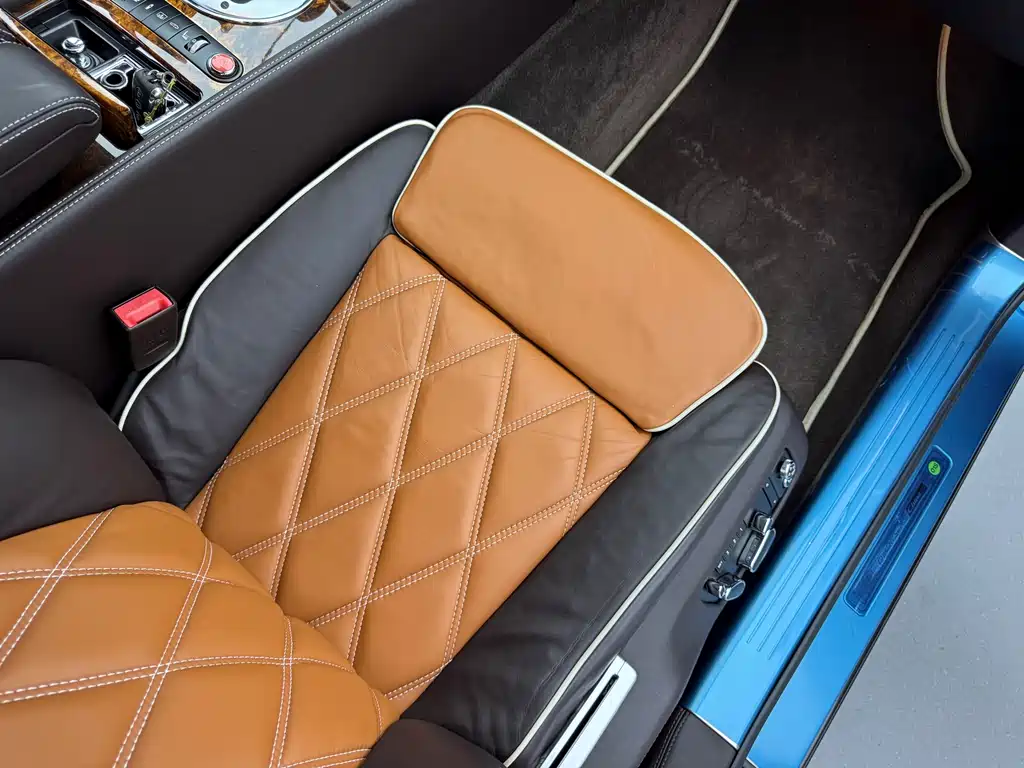 Bentley Flying Spur 2012 — фото 20