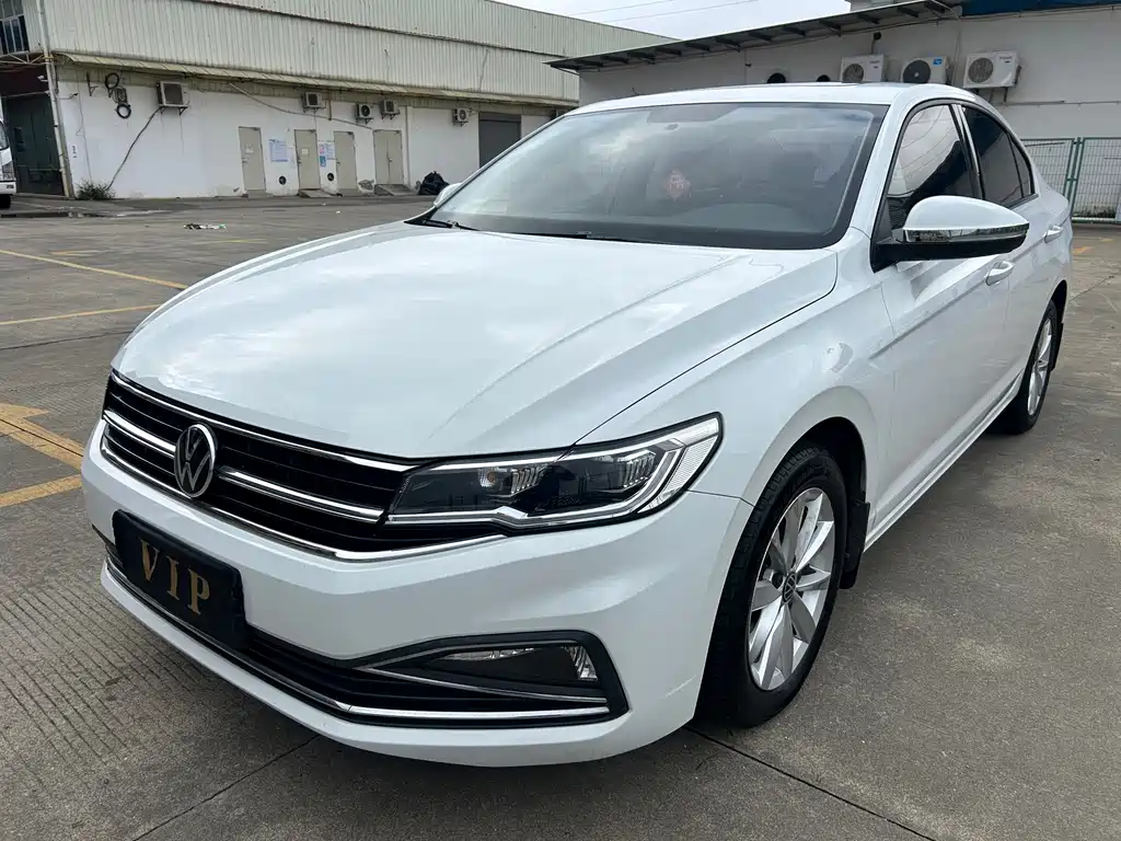 Volkswagen Bora 2021