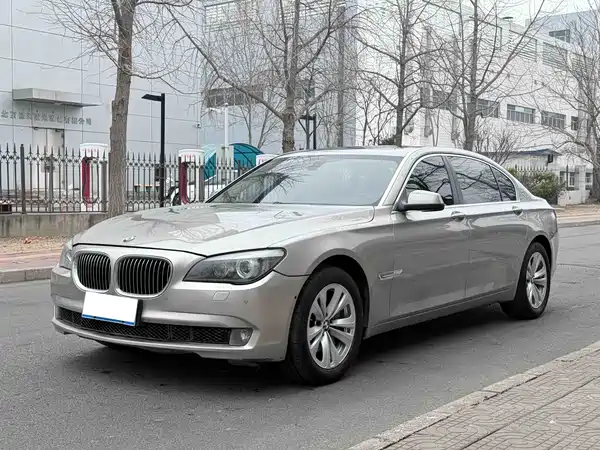 BMW 7 Series 2011