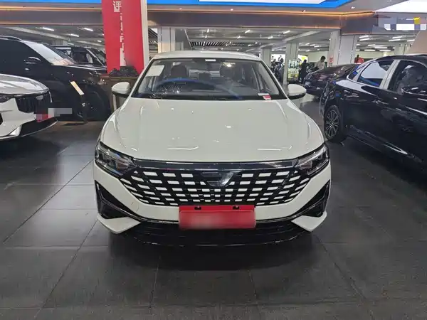 Jetta VA7 2025