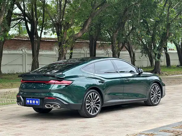 MG MG7 2025