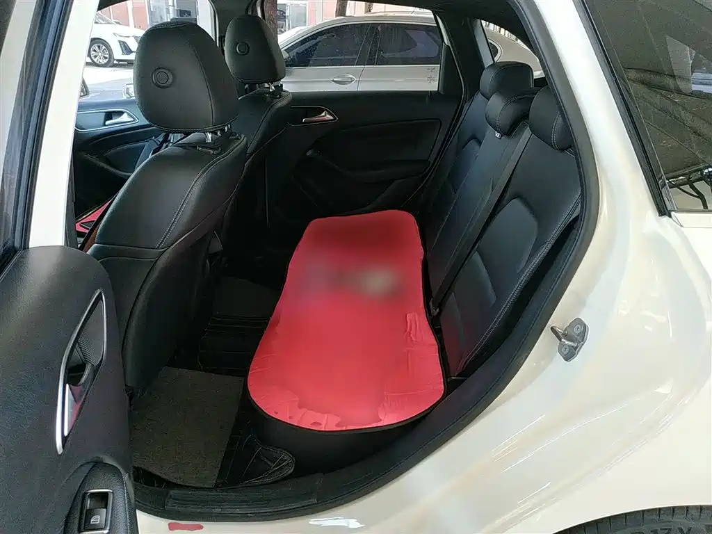 Mercedes-Benz B-Class 2019 — фото 14