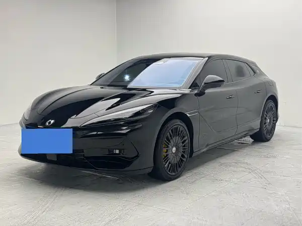 Denza Z9GT 2024