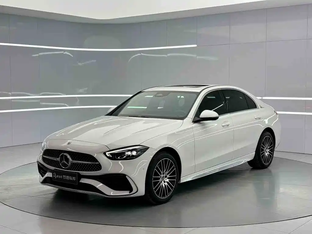 Mercedes-Benz C-Class 2024 — фото 1