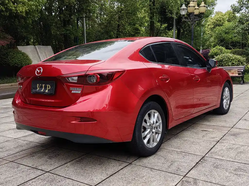 Mazda 3 Axela 2020 — фото 17