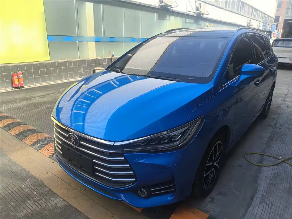 BYD MAX 2018 — фото 1