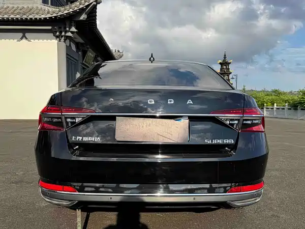 Skoda Superb 2023
