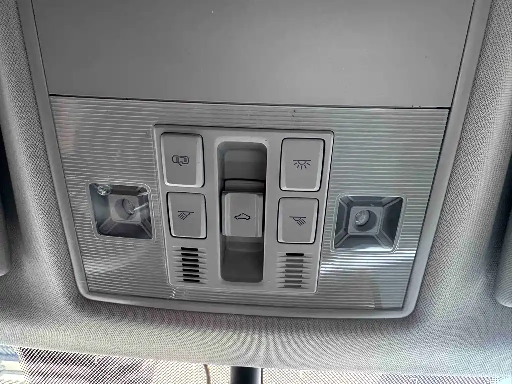 Skoda Speedy 2023 — фото 14