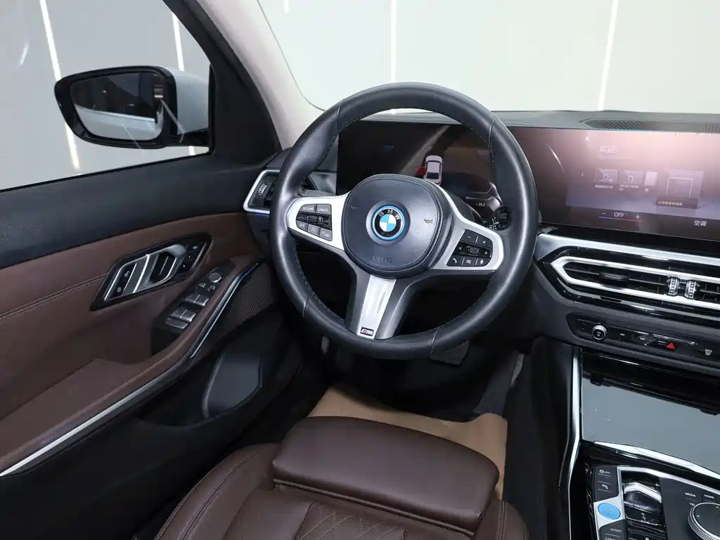 BMW i3 2023 — фото 12