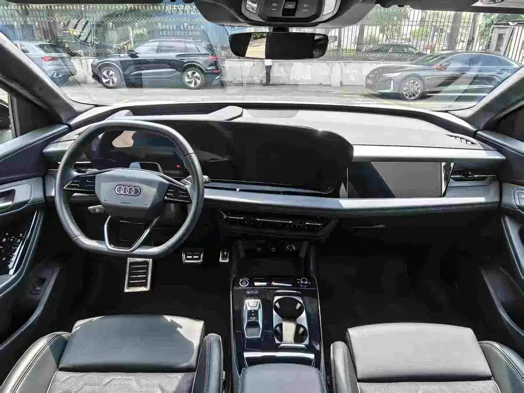 Audi Q6L E-Tron 2025 — фото 6