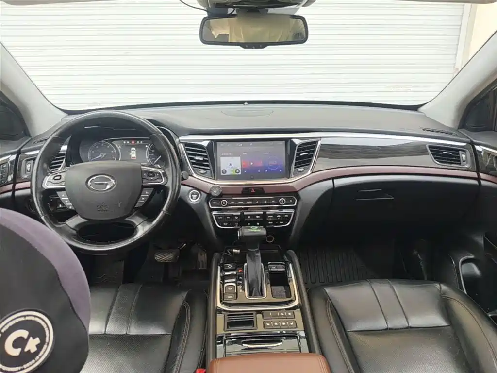 GAC Motor Trumpchi GS8 2018 — фото 10