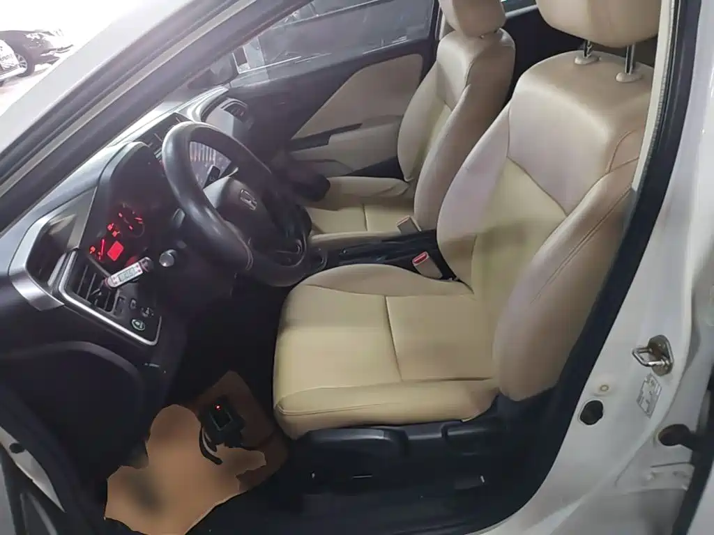 Honda City 2017 — фото 15