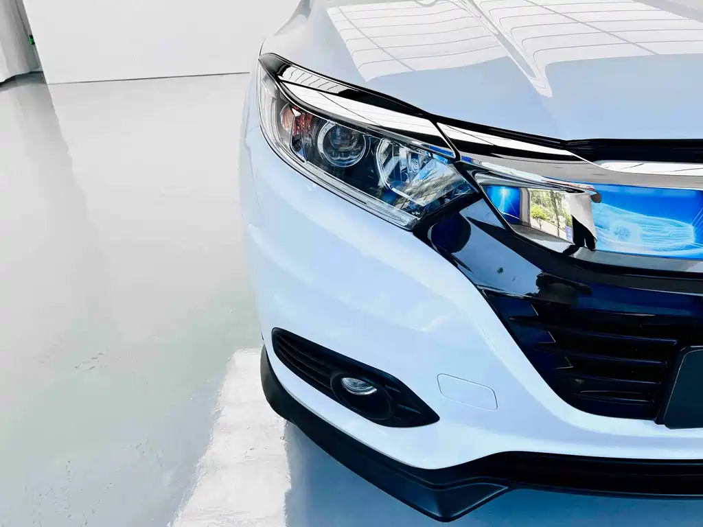 Honda Vezel 2022 — фото 9