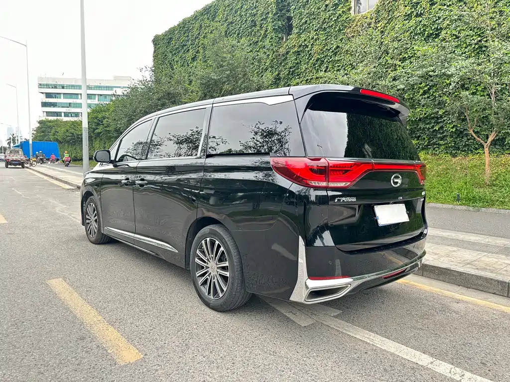 GAC Motor Trumpchi M8 2021 — фото 4