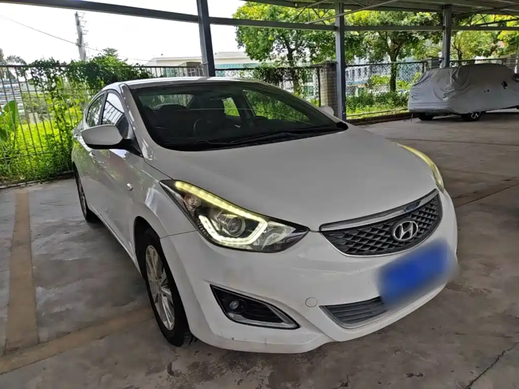 Hyundai Elantra Langdong 2018 — фото 4