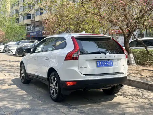 Volvo XC60 2012