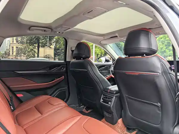 Lincoln Z 2023