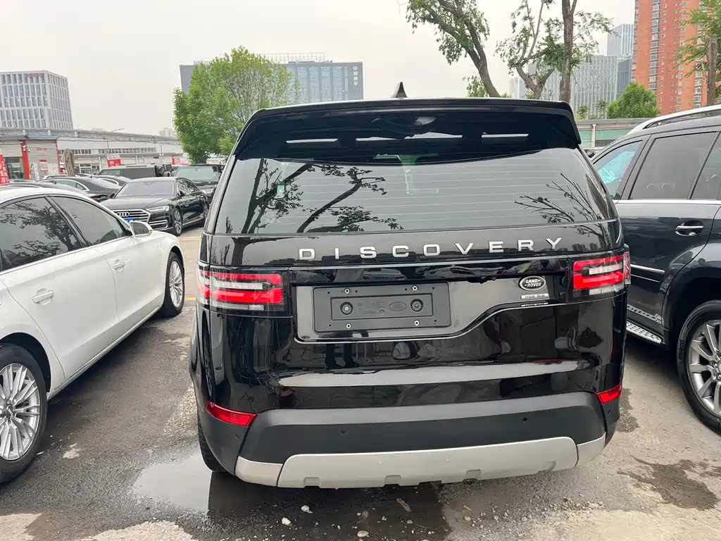 Land Rover Discovery 2018 — фото 46