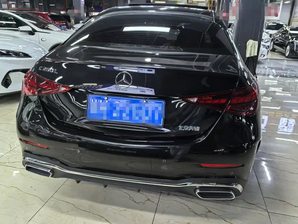 Mercedes-Benz C-Class 2023 — фото 4
