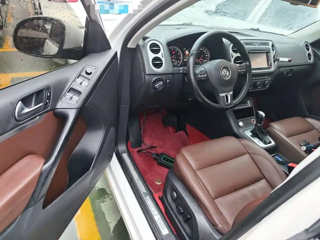 Volkswagen Tiguan 2015 — фото 16