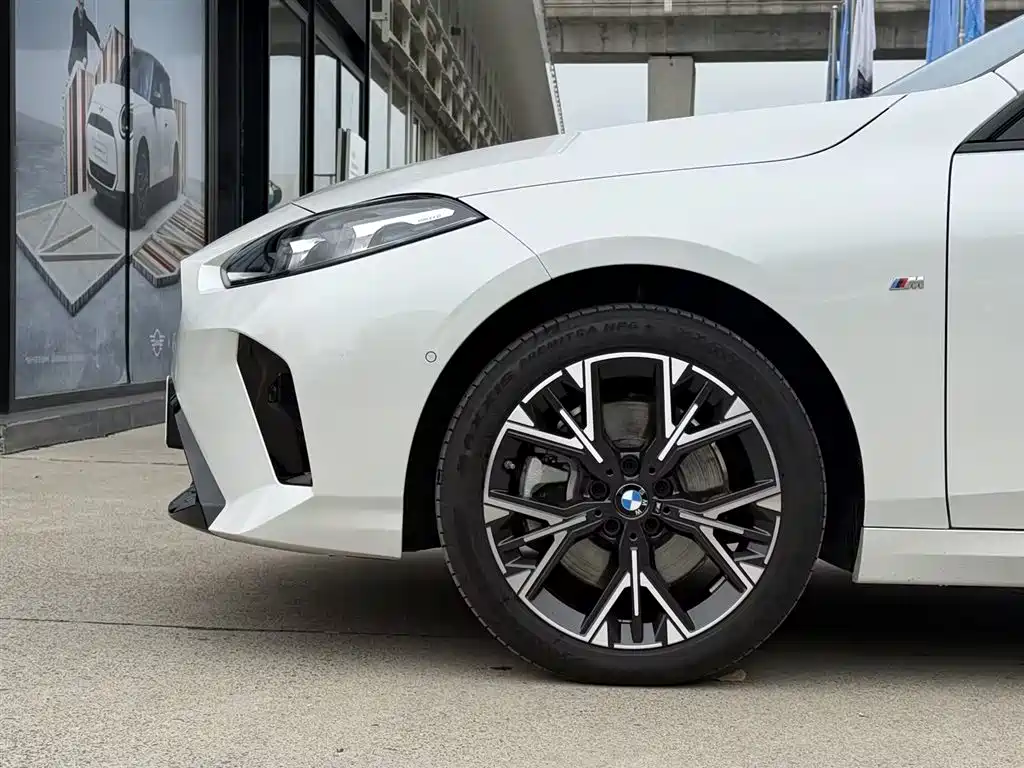 BMW 2 Series 2025 — фото 14