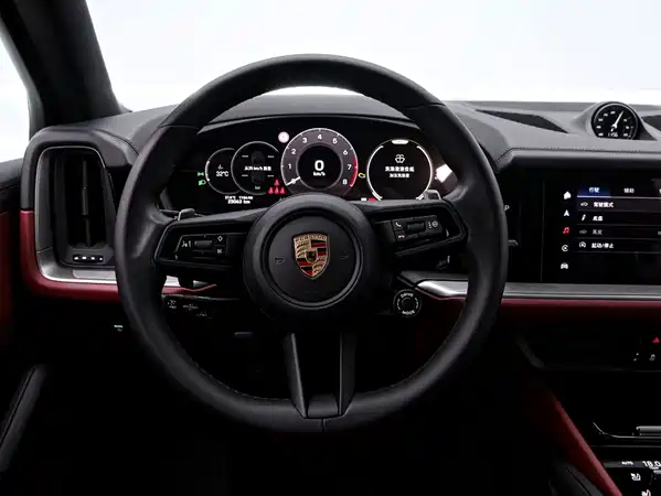 Porsche Cayenne 2024