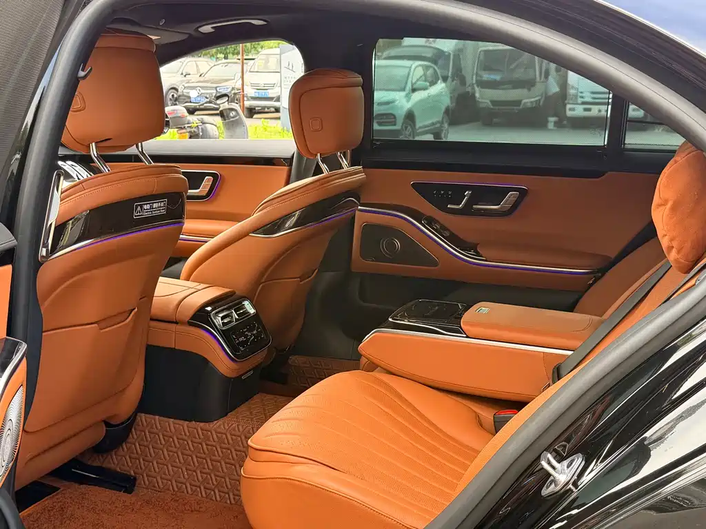 Mercedes-Benz S-Class 2023 — фото 12