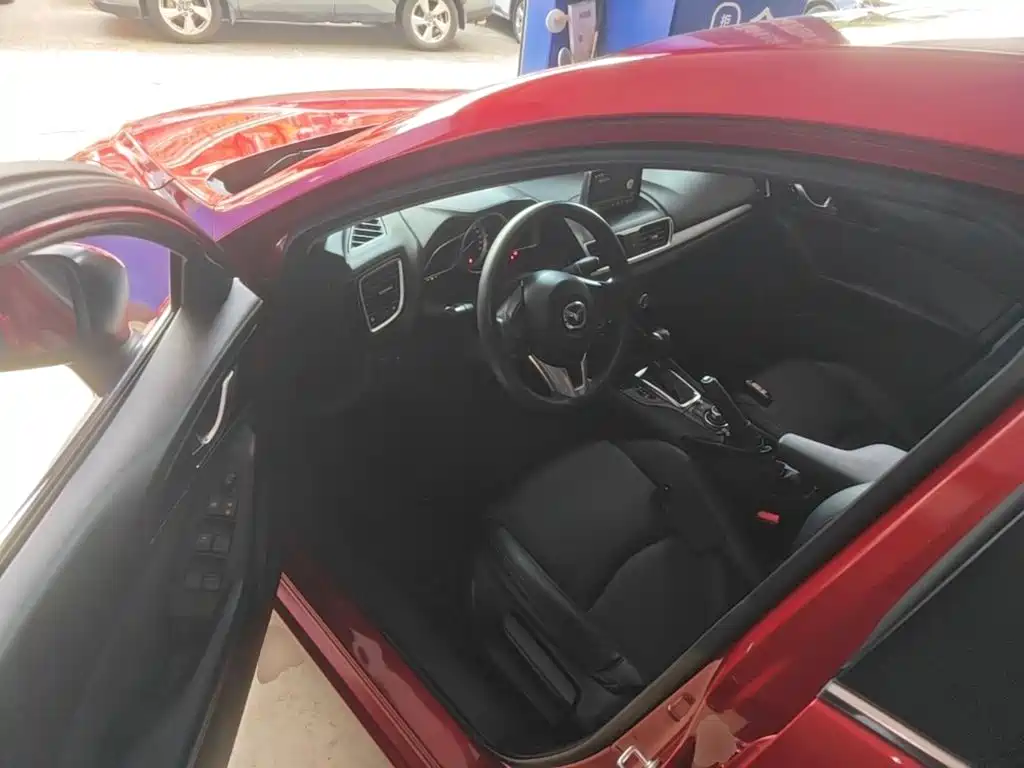 Mazda 3 Angkesela 2015 — фото 16