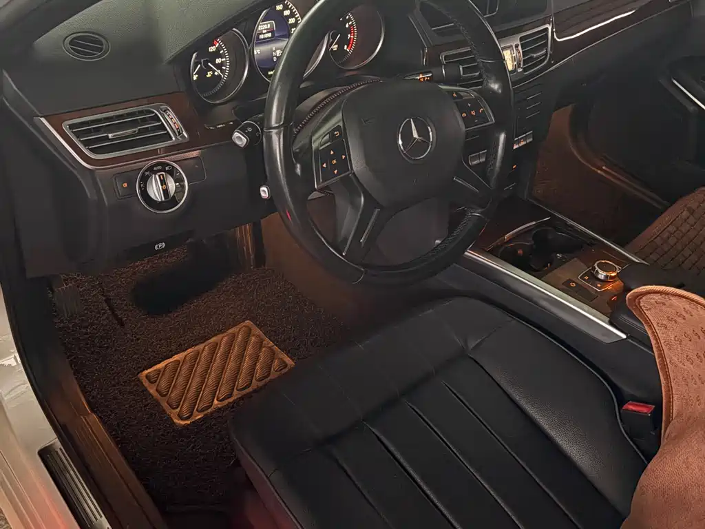 Mercedes-Benz E-Class 2016