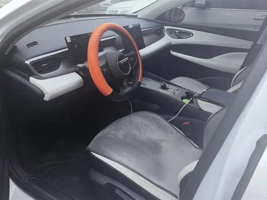 BYD Seal 05 DM-i 2025 — фото 9