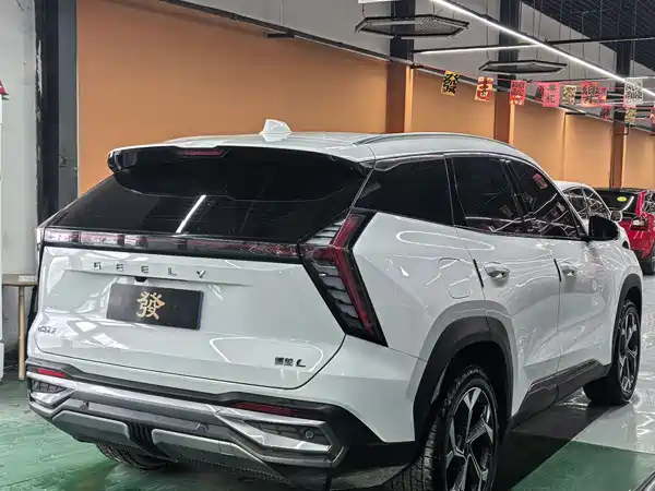 Geely Boyue L 2024