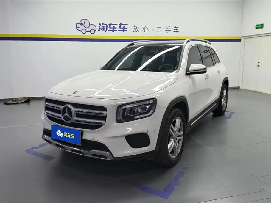Mercedes-Benz GLB 2022 — фото 1