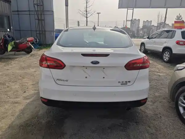 Ford Focus 2015