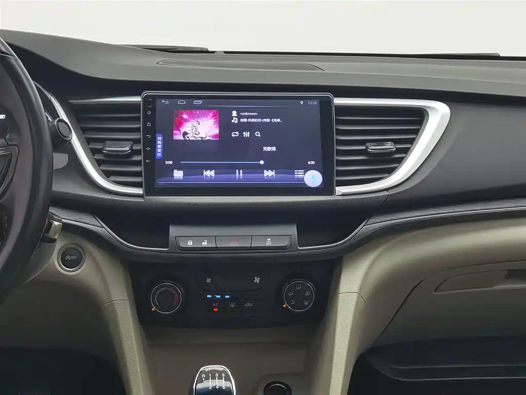 Buick Excelle 2018 — фото 12