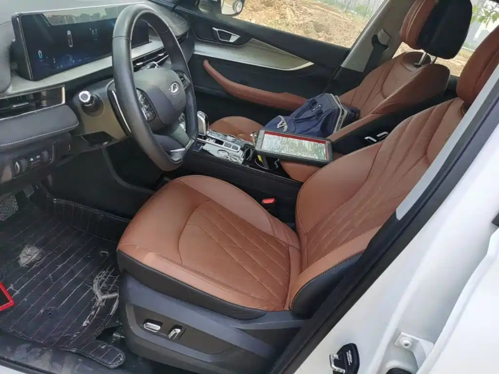 Chery Tiggo 8 PLUS 2022 — фото 11