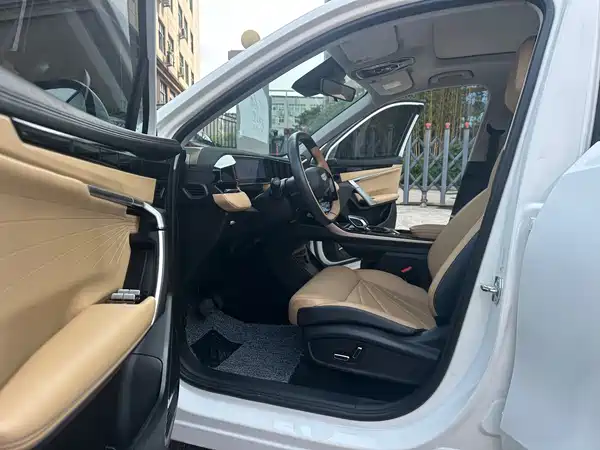 Geely Boyue L 2023