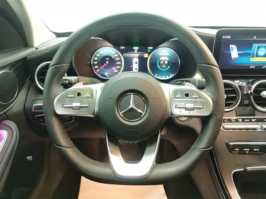 Mercedes-Benz C-Class 2022 — фото 15