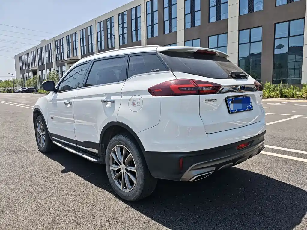 Geely Boyue 2018